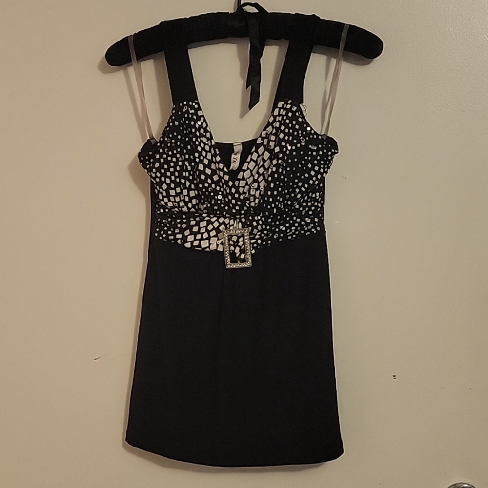 Dressy top - Picture 3 of 8